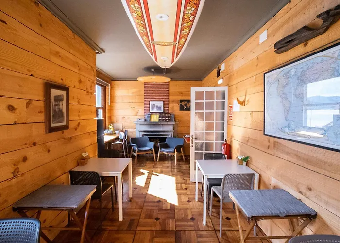 Carving Surf Hostel